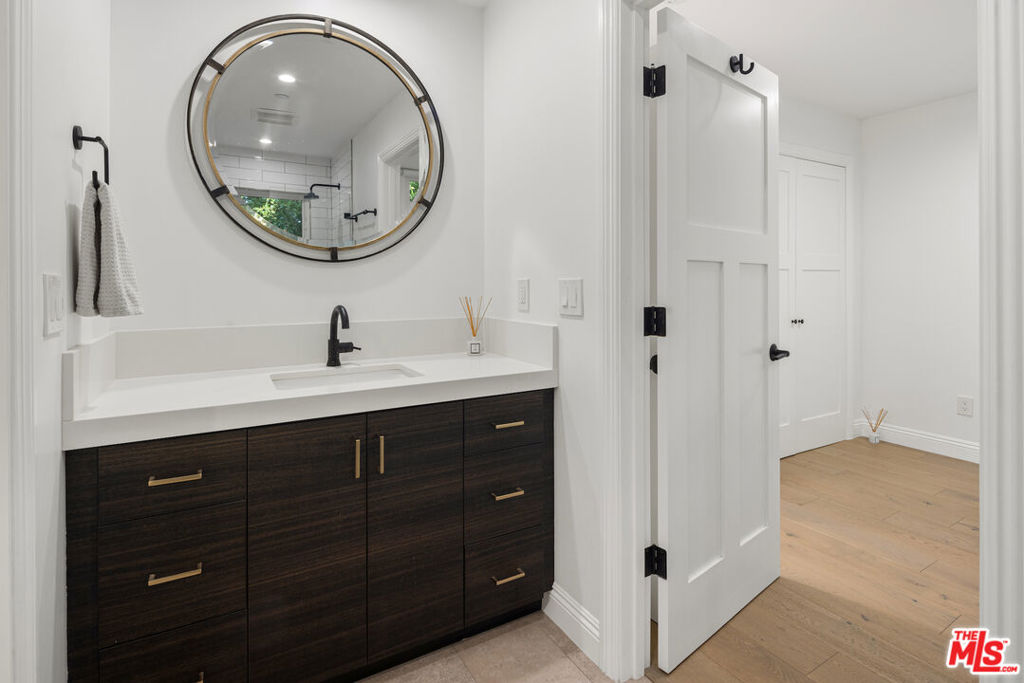 MLS #25575953 img 19