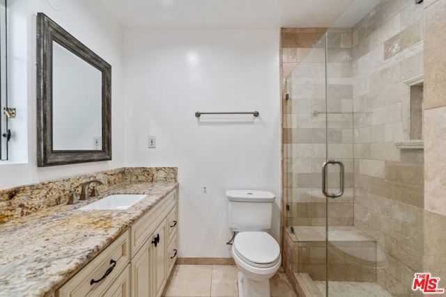 10709 ASHTON Avenue, Los Angeles CA: https://media.crmls.org/mediaz/b2b44be0-5fcb-453f-8dbd-61970cf980b4.jpg