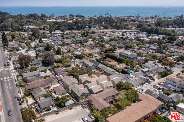 1317 Punta Gorda, Santa Barbara CA: https://media.crmls.org/mediaz/b2b51edb-0b91-4171-9b1c-f6993b8788f8.jpg