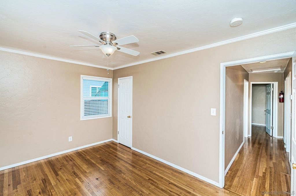 4954 63rd - photo 17