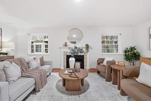 38 Devonshire Avenue, Mountain View CA: https://media.crmls.org/mediaz/b2b842df-0982-410b-b77e-62f66c9cc286.jpg