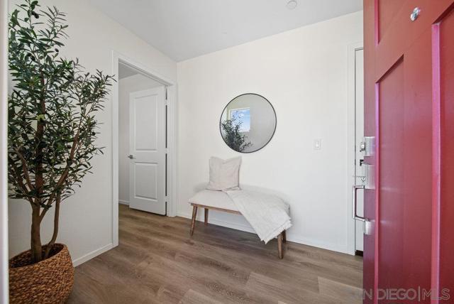 8168 Golden Ave, Lemon Grove CA: https://media.crmls.org/mediaz/b2b8bb86-f711-41f0-b9e6-3d939d34a8e4.jpg