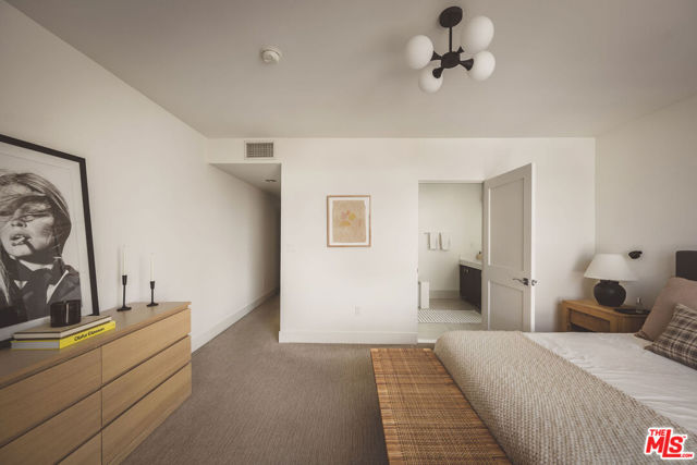 118 N Kings Road, Los Angeles CA: https://media.crmls.org/mediaz/b2b8ced5-1b8b-49d1-b70b-5331f7b7944d.jpg