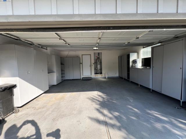 727 Paradise Valley Ct, Danville CA: https://media.crmls.org/mediaz/b2b94992-51f8-4924-b1bf-33383668b0a7.jpg