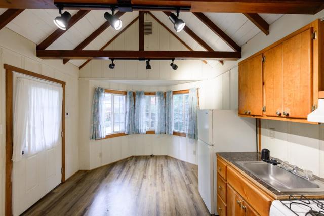 214 Teilh Drive, Boulder Creek CA: https://media.crmls.org/mediaz/b2b970c7-896d-4c30-b0f4-d98019af81d2.jpg