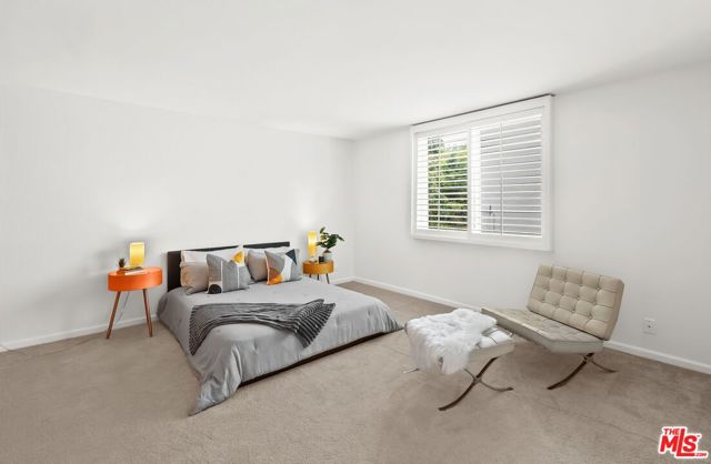 927 North Kings Road, 212 photo 6