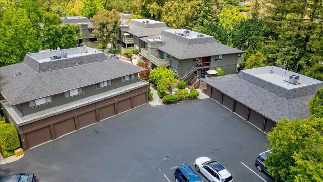 14357 Saratoga Avenue, Saratoga CA: https://media.crmls.org/mediaz/b2bbb771-cf56-4f51-ac6c-e9ab3169e5d3.jpg