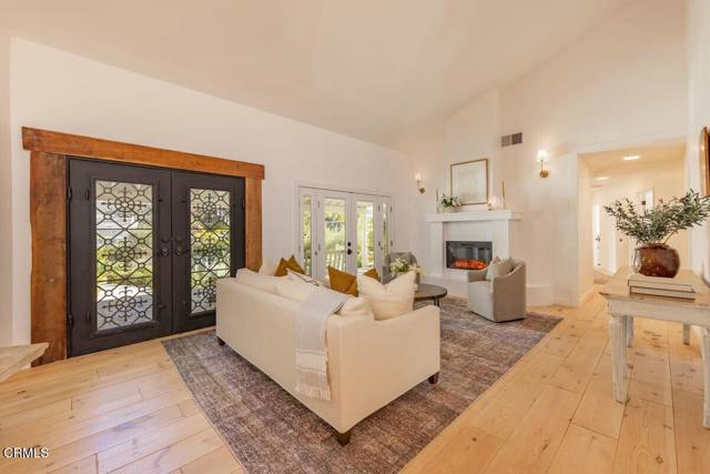 930 Fairview Road, Ojai CA: https://media.crmls.org/mediaz/b2bbe591-05d3-4c7c-8b50-6569d23854c3.jpg