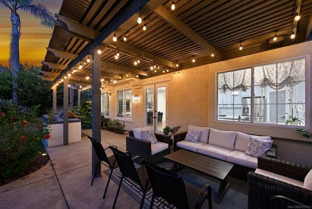 3140 Willow Creek Pl, Escondido CA: https://media.crmls.org/mediaz/b2bc3e1e-5e86-4c58-a058-44f669100355.jpg