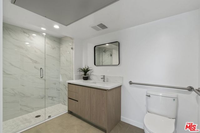 10918 Camarillo Street, North Hollywood CA: https://media.crmls.org/mediaz/b2bcf3e0-9671-4dd3-a8a8-bdcf749a2c72.jpg
