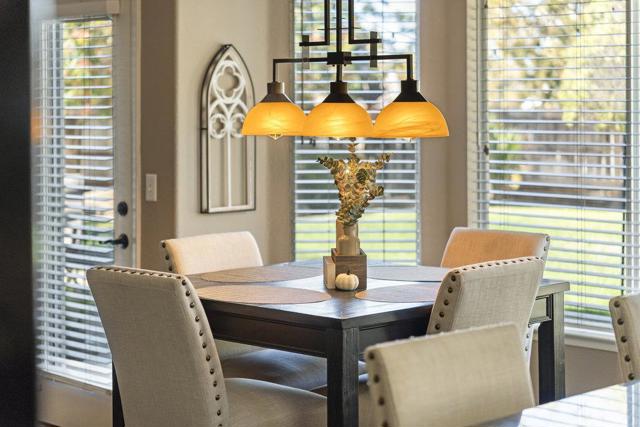 2230 Ventana Court, Hollister CA: https://media.crmls.org/mediaz/b2bdf98b-5691-4127-ac1a-e51632869a76.jpg