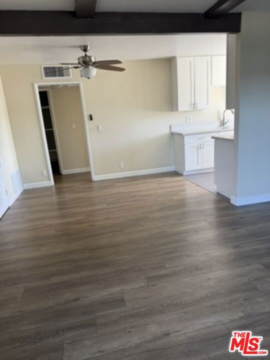 7504 Sepulveda Boulevard