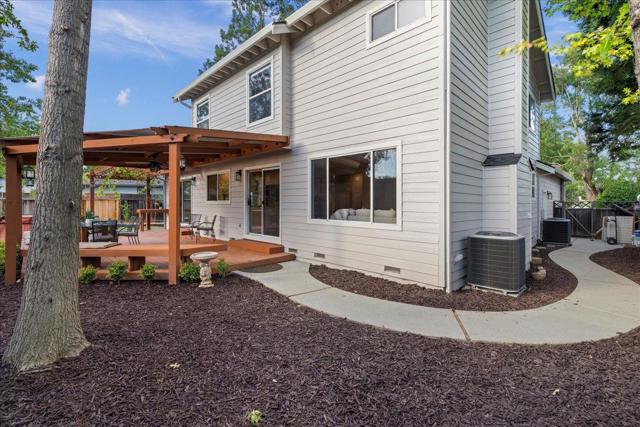 112 Mozart Avenue, Los Gatos CA: https://media.crmls.org/mediaz/b2be57c4-93d1-4f99-9afc-339c5b3099d0.jpg