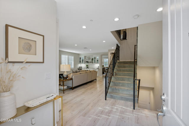 349 Newbury Vista Lane, Newbury Park CA: https://media.crmls.org/mediaz/b2bfb8cb-fdf4-47d6-8e36-94c17f4738dc.jpg