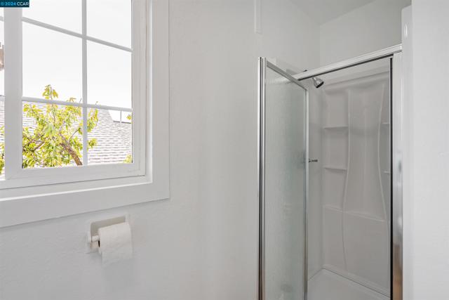 Image 28 of 35 For 1607 Santa Clara St