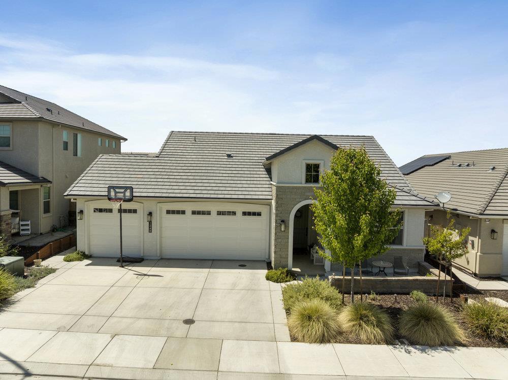 1348 Azalea Drive