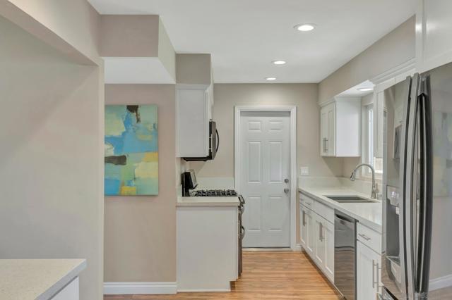 Image 7 of 46 For 7328 Hamlet Ave