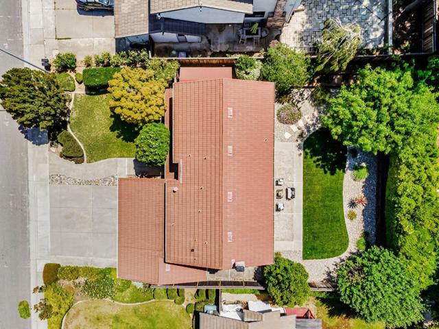 3012 Lake Estates Court, San Jose CA: https://media.crmls.org/mediaz/b2c1a2a9-0a5c-4ff2-8977-c150230192a9.jpg