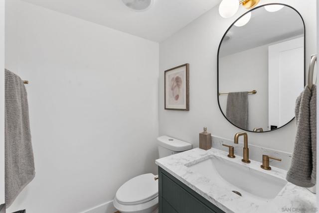 10315 Moselle St, San Diego CA: https://media.crmls.org/mediaz/b2c286f0-5f02-435e-8d75-b3024a128690.jpg