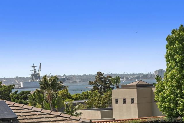 1099 1st St, Coronado CA: https://media.crmls.org/mediaz/b2c2fac6-77d1-457a-ad55-93d163f5d4a8.jpg