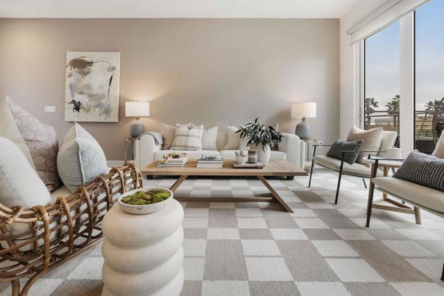 Detail Gallery Image 4 of 43 For 100 Evergreen Ave #3,  Imperial Beach,  CA 91932 - 2 Beds | 2/1 Baths