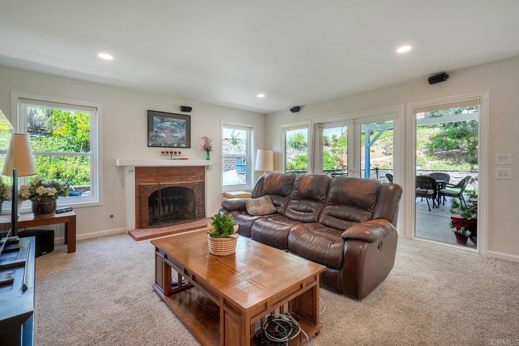 13639 Freeport Road - photo 10