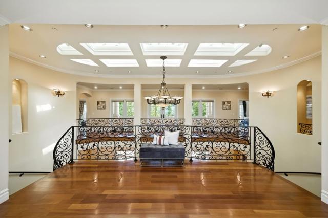 44989 Vista Del Sol, Fremont CA: https://media.crmls.org/mediaz/b2c381a7-525d-4188-8127-08486156cacd.jpg