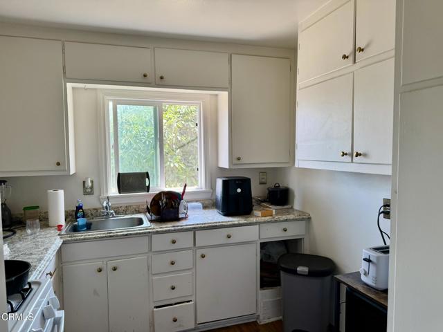 120 Palm Drive, Camarillo CA: https://media.crmls.org/mediaz/b2c39163-6b35-457a-8339-7049266b520c.jpg