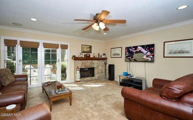 29140 Quail Run Drive, Agoura Hills CA: https://media.crmls.org/mediaz/b2c3ab20-1dc7-43f4-937e-46f2418827ca.jpg