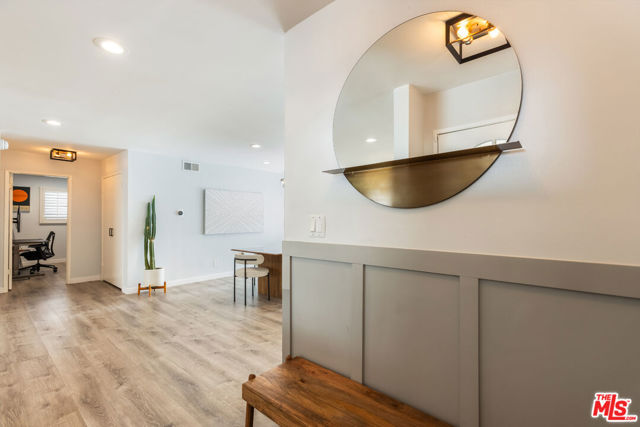11828 Goshen Avenue, Los Angeles CA: https://media.crmls.org/mediaz/b2c4f065-badb-4af7-8481-e7d6dff9cc47.jpg