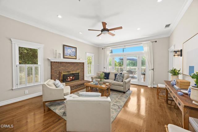 Detail Gallery Image 13 of 42 For 260 W Carter Ave, Sierra Madre,  CA 91024 - 4 Beds | 3/1 Baths