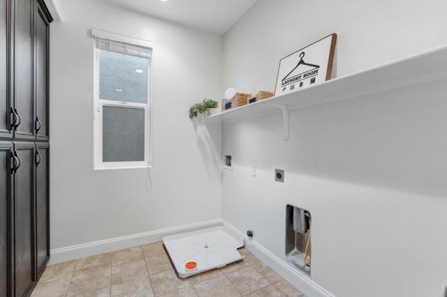 51 Angra Way, Gilroy CA: https://media.crmls.org/mediaz/b2c8d6a7-cc63-4821-a5ab-0d6075d56152.jpg