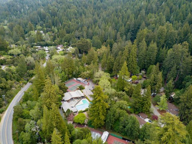 107 Maywood Drive, Boulder Creek CA: https://media.crmls.org/mediaz/b2c96d41-cb26-487d-959a-3647c66ebe8d.jpg