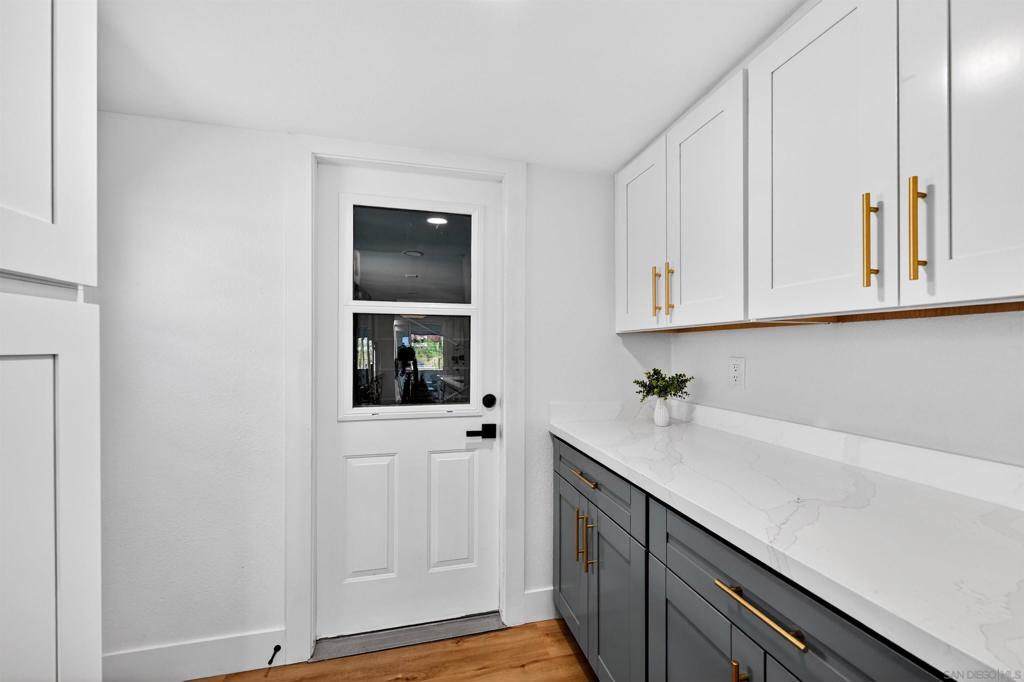 2546 Marathon Dr - photo 11