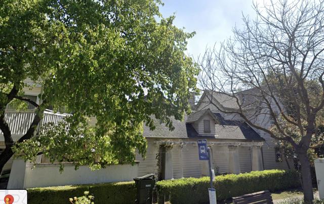 805 N San Antonio Road, Los Altos CA: https://media.crmls.org/mediaz/b2cb6489-1702-41b7-81b2-02cc0ec5496f.jpg