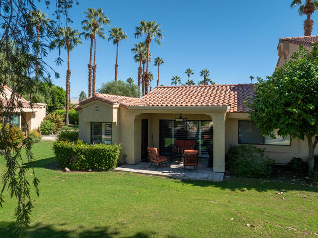 34041 Calle Mora, Cathedral City CA: https://media.crmls.org/mediaz/b2cba195-f3f7-4f0b-8fdf-356887faeb3f.jpg