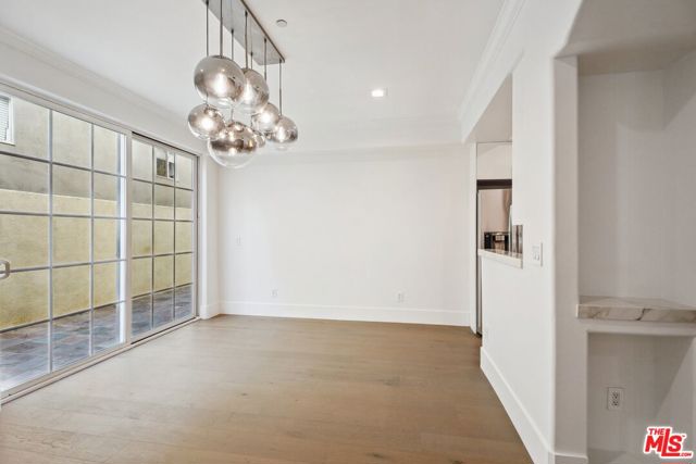 1861 Veteran Avenue, Los Angeles CA: https://media.crmls.org/mediaz/b2cbc4e8-5b54-444e-bd98-6e75059c2abb.jpg