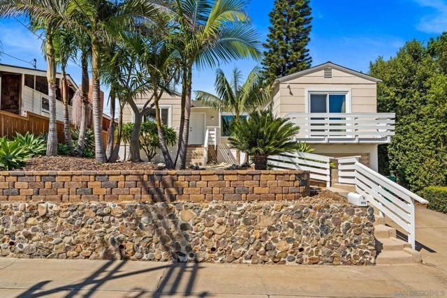 1978 Beryl St, San Diego CA: https://media.crmls.org/mediaz/b2ccbaf4-ac2b-4c58-aadc-34cdf2b7f722.jpg