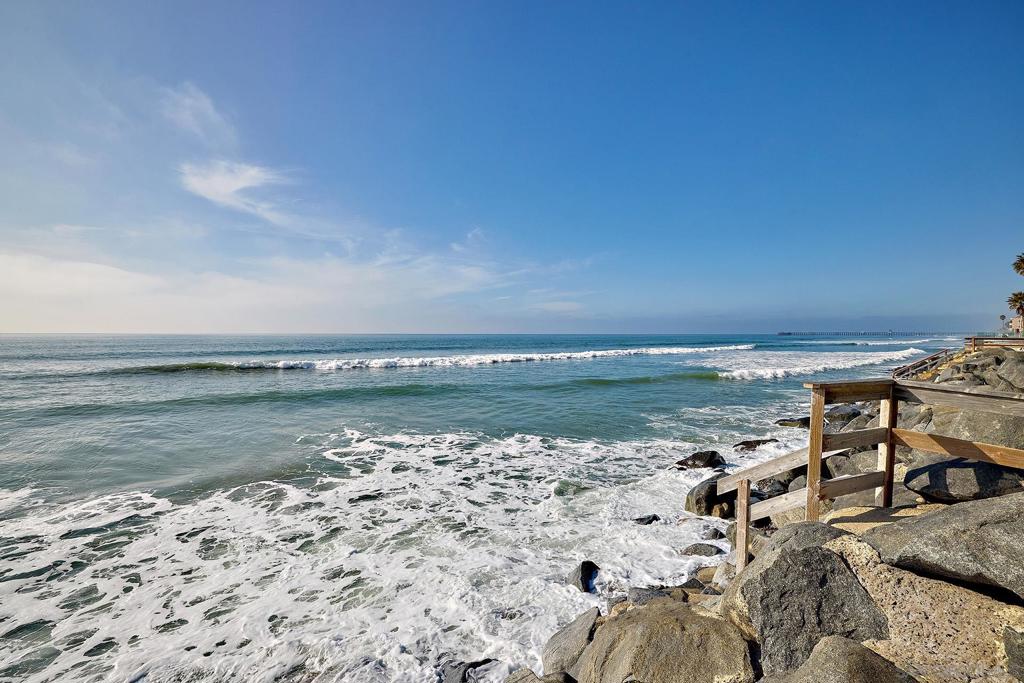 MLS #250039031SD image #23