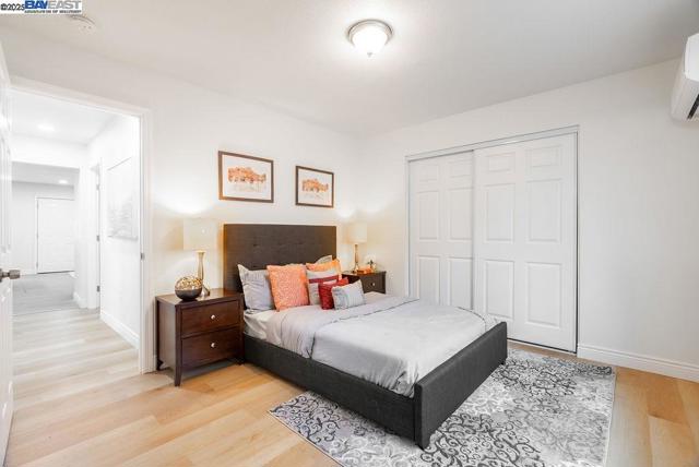4733 E Washington St, Stockton CA: https://media.crmls.org/mediaz/b2ce35ab-41cb-45f4-a2e9-6f15c913ad8a.jpg
