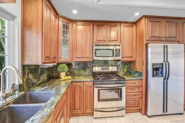 12661 Cijon st, San Diego CA: https://media.crmls.org/mediaz/b2cee340-aedc-420a-8634-b5ca137de8df.jpg