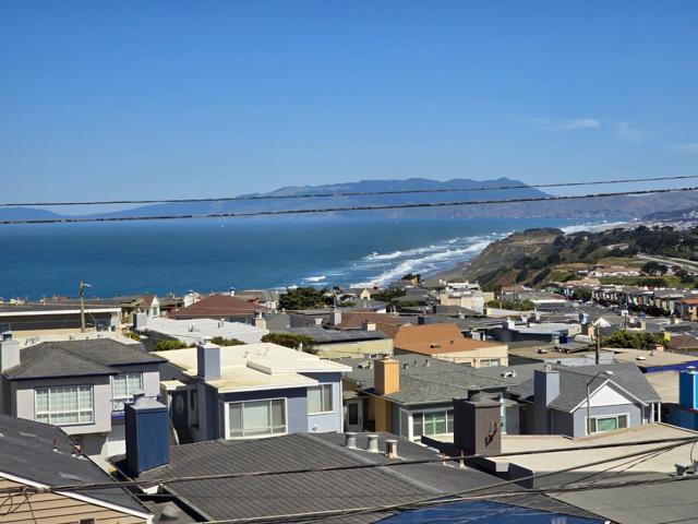 78 Seacliff Avenue, Daly City CA: https://media.crmls.org/mediaz/b2d006bb-e9d3-4d17-a8c5-0dee3c93d2be.jpg