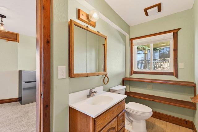 1 Gray Way, Watsonville CA: https://media.crmls.org/mediaz/b2d05c73-e2ff-49ca-b97c-4e3618e3a65e.jpg