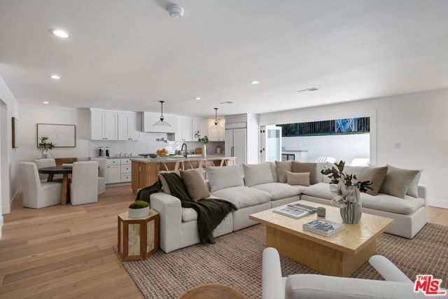 10436 Cheviot Drive, Los Angeles CA: https://media.crmls.org/mediaz/b2d152e4-3605-413b-96cc-999a3097616b.jpg