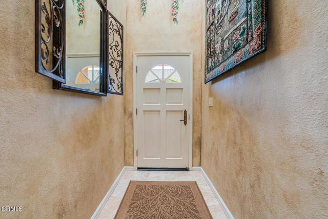 5114 Marlin Way, Oxnard CA: https://media.crmls.org/mediaz/b2d22f0d-d2cc-4bf6-a10c-00f4d40d55e6.jpg