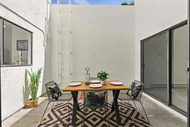 1919 Alameda De Las Pulgas, San Mateo CA: https://media.crmls.org/mediaz/b2d38b2f-f0f4-4290-be2e-d450aa076abb.jpg