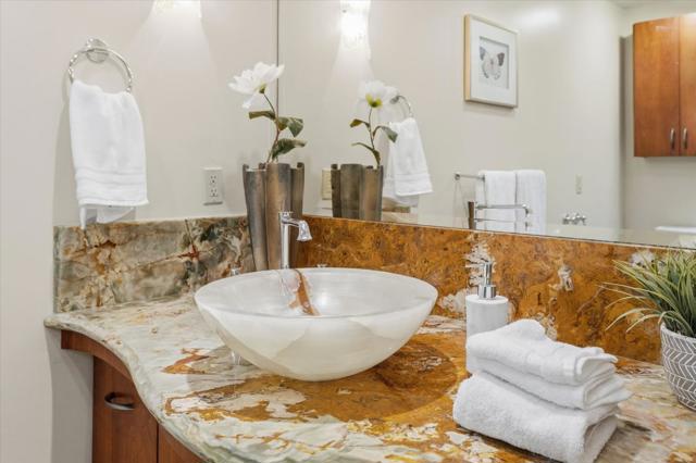 247 Casitas Bulevar, Los Gatos CA: https://media.crmls.org/mediaz/b2d40c22-d59b-4e11-9d5d-96a2f39a2939.jpg