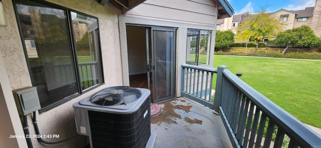 3040 CHARWOOD Court, Spring Valley CA: https://media.crmls.org/mediaz/b2d53f8b-61fc-4dfd-9a1b-e01847d46254.jpg