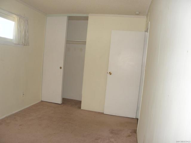 6707 Mineral Dr, San Diego CA: https://media.crmls.org/mediaz/b2d5551a-154a-4c8e-b589-9236ea1f6dee.jpg