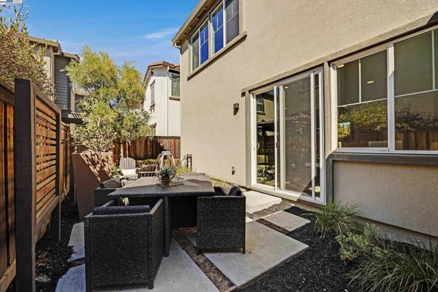 883 Barney Com, Livermore CA: https://media.crmls.org/mediaz/b2d560a1-d1e7-4eb2-a98a-d87333d2d811.jpg